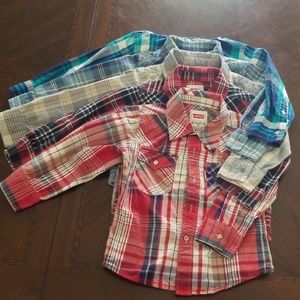 Bundle of 5 Levi's Button Down Shirts